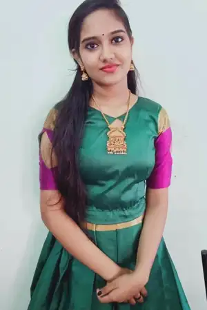 Cash payment cheap rate desi indian escort girl available in Amethi